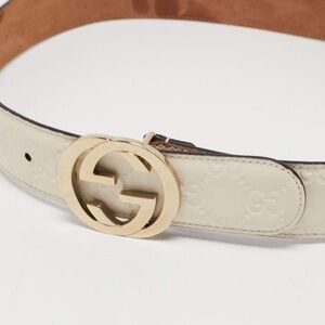Gucci GG ivory belt